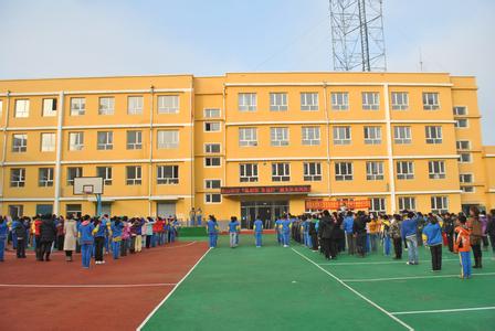 長春市白山小學(xué)圖片