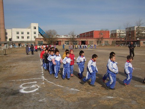 柳灘小學(xué)圖片