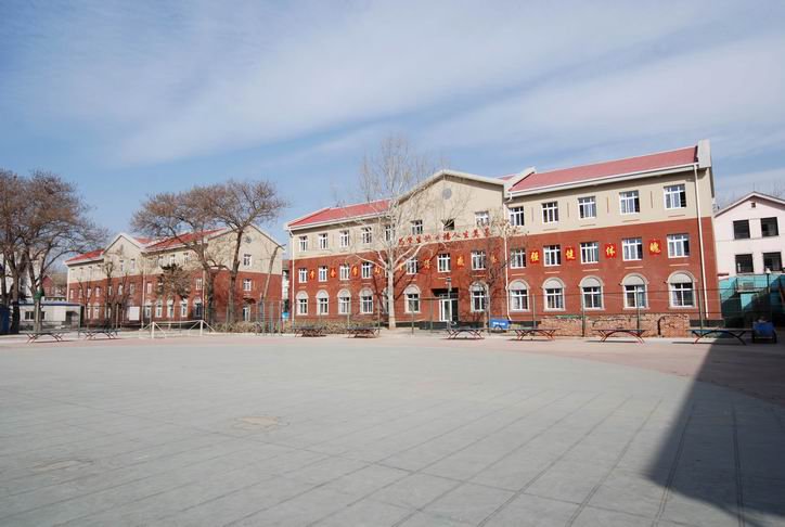 北京市海淀區(qū)七一小學(xué)圖片