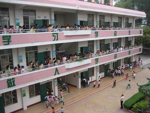 廣州市白云區(qū)夏良小學(xué)圖片