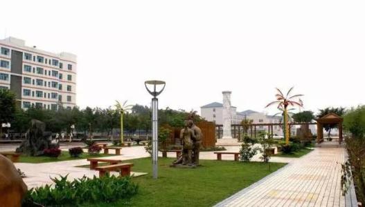 重慶財經(jīng)職業(yè)學(xué)院圖片