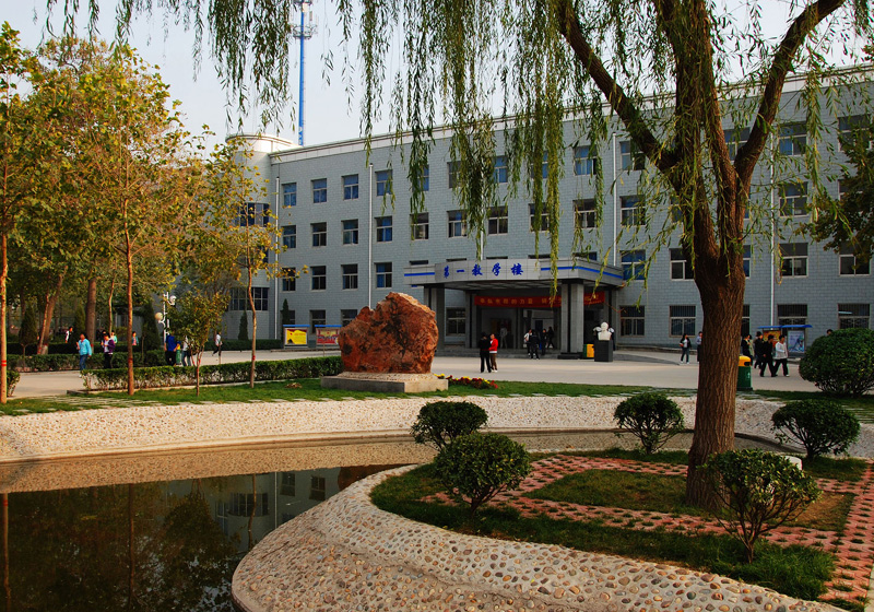 石家莊市東里村小學(xué)
