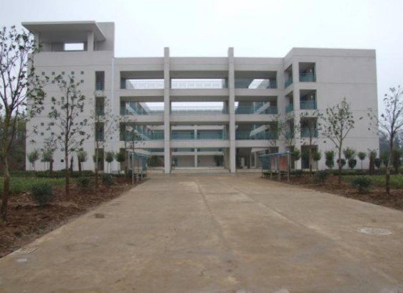 南京市紫東實(shí)驗(yàn)學(xué)校圖片
