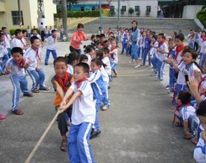 深圳坪山飛東小學(xué)圖片