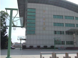 深圳市坪地中學圖片