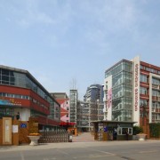 成都市青羊?qū)嶒?yàn)中學(xué)圖片