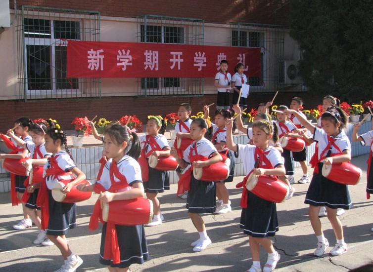 天津市河西區(qū)恩德里小學(xué)圖片