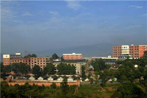 四川核工業(yè)技師學(xué)院（四川核工業(yè)職工大學(xué)）