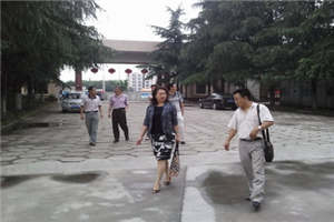 【長鋼技?！颗输摷瘓F四川長城特殊鋼有限公司技工學(xué)校圖片